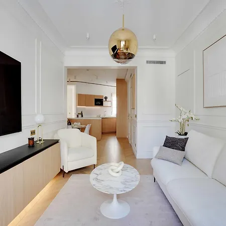 Elegant A C 2br 6p 17th Monceau Apartamento *