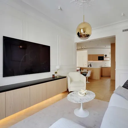 Apartamento Elegant A C 2br 6p 17th Monceau