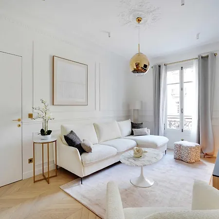 Elegant A C 2br 6p 17th Monceau Paris