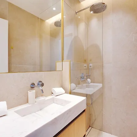 Apartamento Elegant A C 2br 6p 17th Monceau Paris