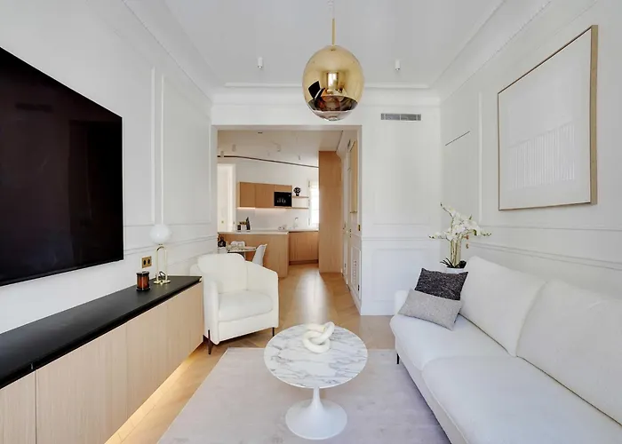 Elegant A C 2br 6p 17th Monceau Apartment *